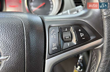 Универсал Opel Insignia 2011 в 