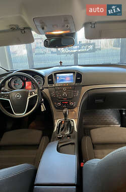 Универсал Opel Insignia 2011 в 