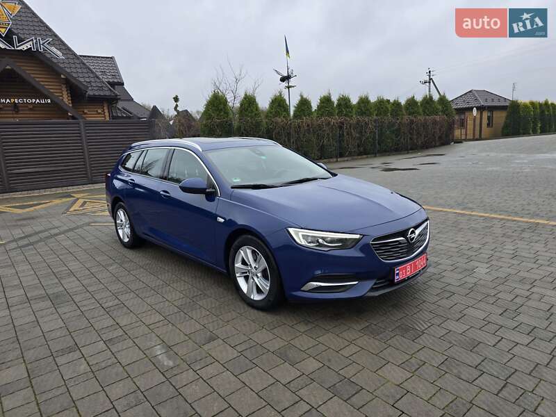 Универсал Opel Insignia 2020 в 