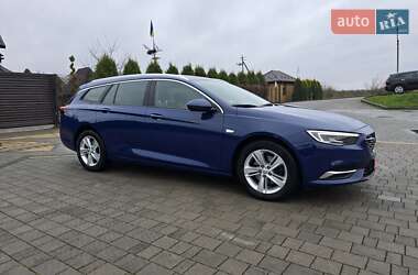 Универсал Opel Insignia 2020 в 