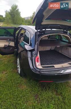 Универсал Opel Insignia 2012 в 