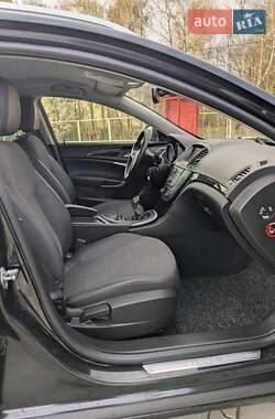 Універсал Opel Insignia 2011 в 