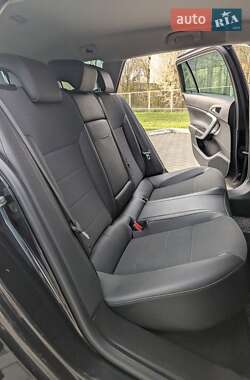 Універсал Opel Insignia 2011 в 