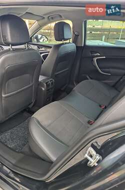 Універсал Opel Insignia 2011 в 