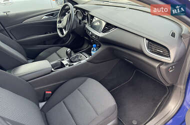 Универсал Opel Insignia 2017 в 