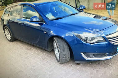 Универсал Opel Insignia 2014 в 