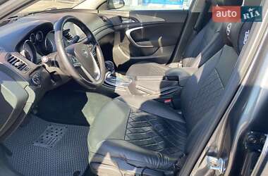 Седан Opel Insignia 2009 в 