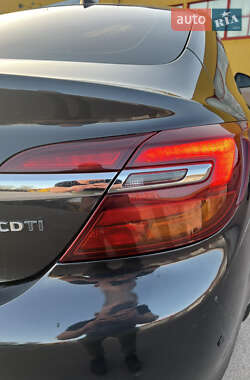 Лифтбек Opel Insignia 2015 в 