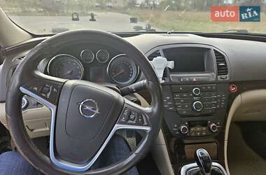 Лифтбек Opel Insignia 2010 в 