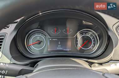 Универсал Opel Insignia 2014 в 