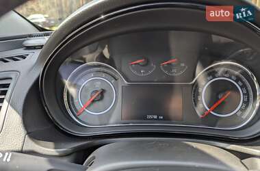Универсал Opel Insignia 2014 в 