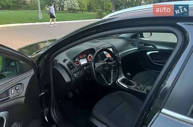 Универсал Opel Insignia 2014 в 