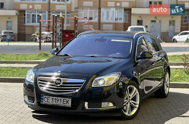 Универсал Opel Insignia 2010 в 