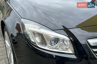 Универсал Opel Insignia 2010 в 