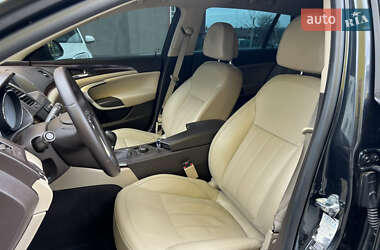 Универсал Opel Insignia 2010 в 