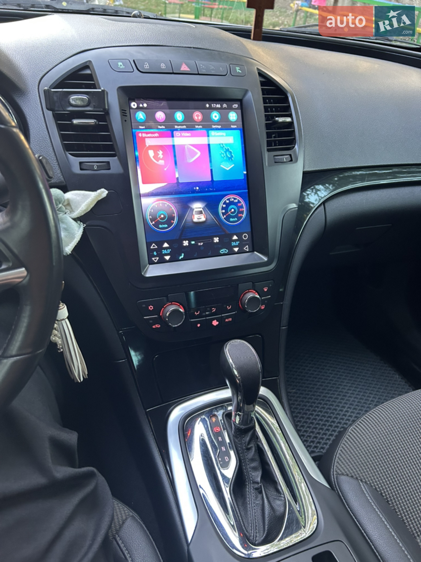 2010 Opel Insignia - мініатюра 6