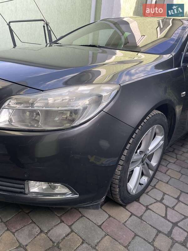Opel Insignia 2011