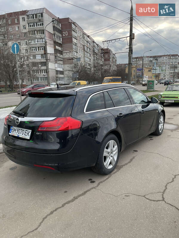 Универсал Opel Insignia 2010 в Сумах