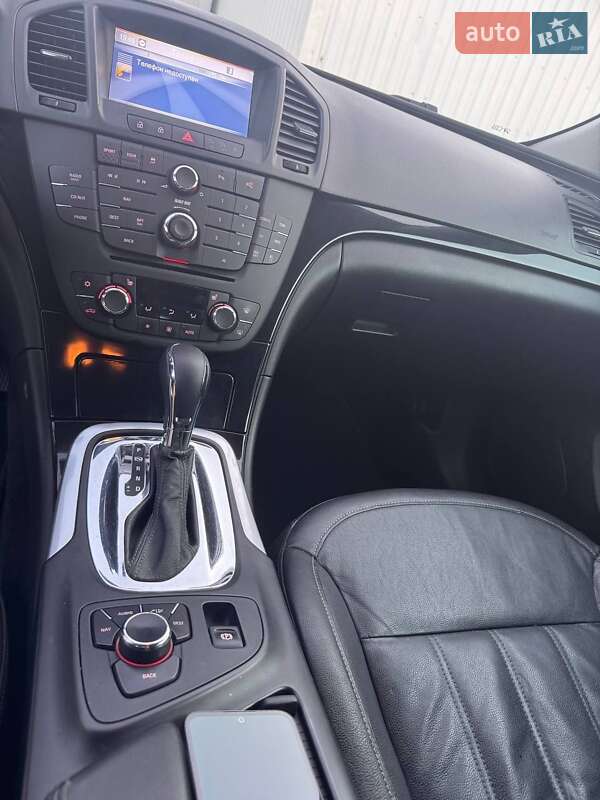 Універсал Opel Insignia 2013 в Старокостянтинові