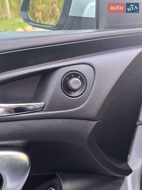 Універсал Opel Insignia 2013 в Старокостянтинові