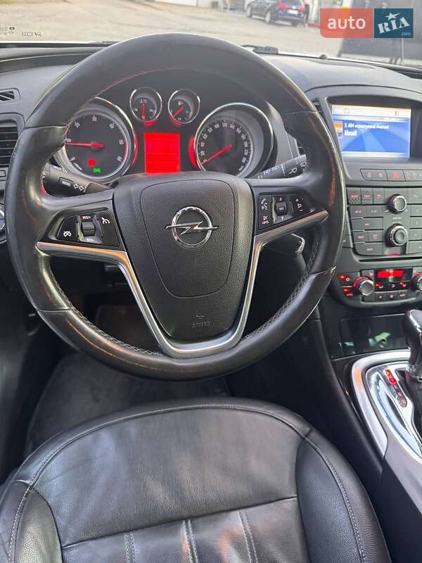 Універсал Opel Insignia 2013 в Старокостянтинові