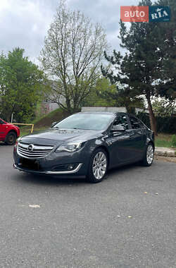 Седан Opel Insignia 2013 в Ивано-Франковске