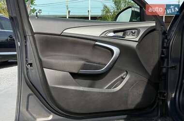 Универсал Opel Insignia 2014 в 