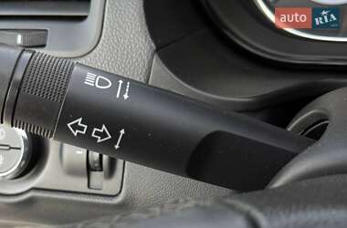 Универсал Opel Insignia 2014 в 