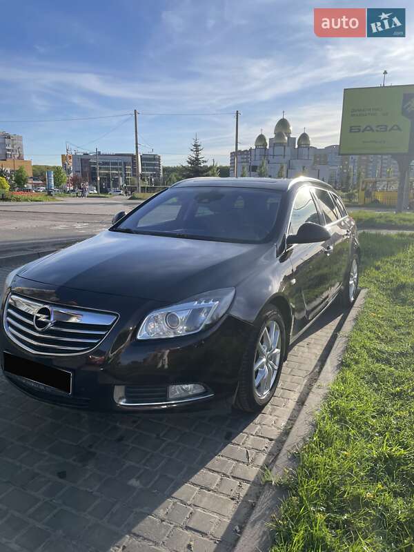Універсал Opel Insignia 2012 в Львові