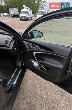 Универсал Opel Insignia 2010 в 
