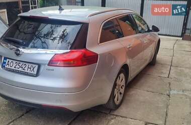 Универсал Opel Insignia 2009 в Хусте