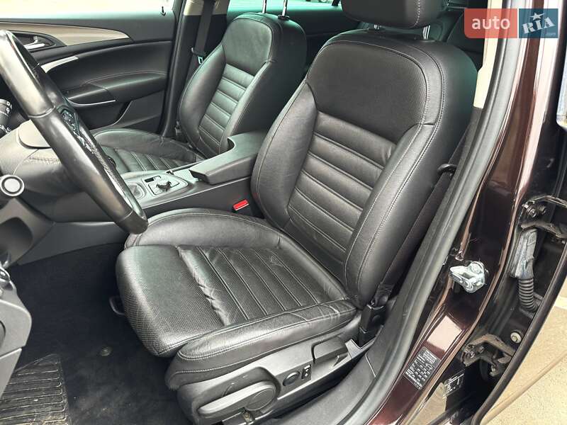 Универсал Opel Insignia 2013 в Киеве