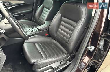 Универсал Opel Insignia 2013 в 