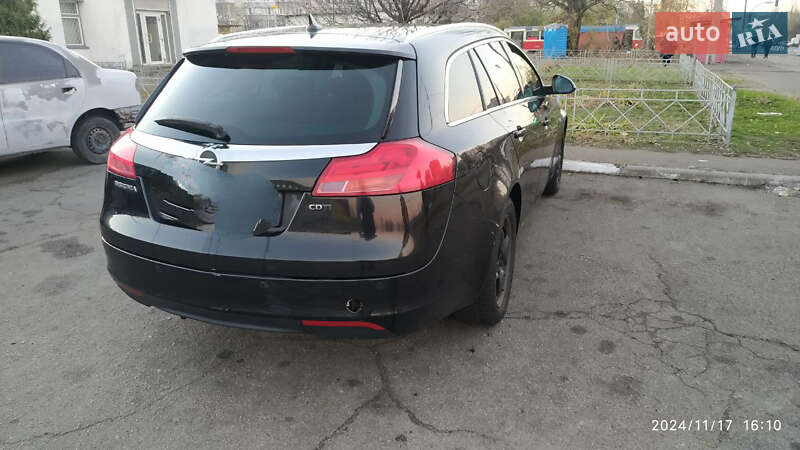 Универсал Opel Insignia 2013 в Киеве