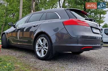 Универсал Opel Insignia 2012 в 