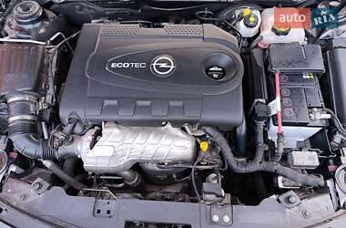 Універсал Opel Insignia 2014 в 