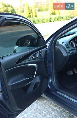 Седан Opel Insignia 2009 в 