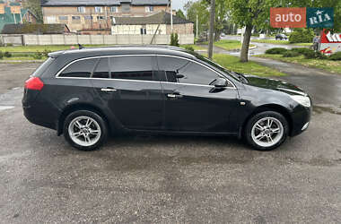 Універсал Opel Insignia 2011 в 