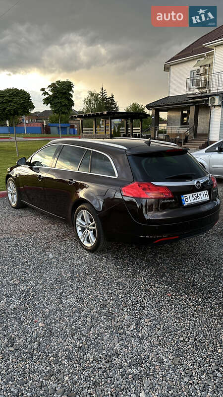 Универсал Opel Insignia 2012 в Гадяче