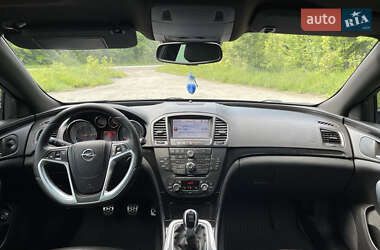 Универсал Opel Insignia 2011 в 