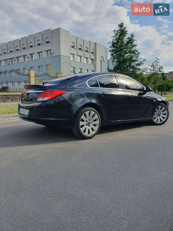 Лифтбек Opel Insignia 2012 в Черкассах