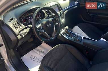 Универсал Opel Insignia 2014 в 