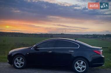 Седан Opel Insignia 2008 в Зіньківі