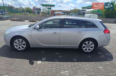 Універсал Opel Insignia 2011 в Коростишеві