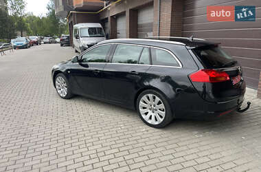 Универсал Opel Insignia 2011 в 