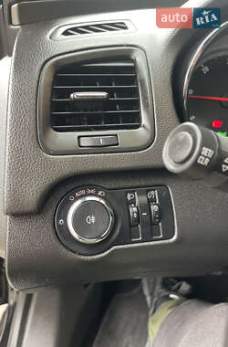 Универсал Opel Insignia 2011 в 
