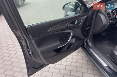 Универсал Opel Insignia 2011 в 