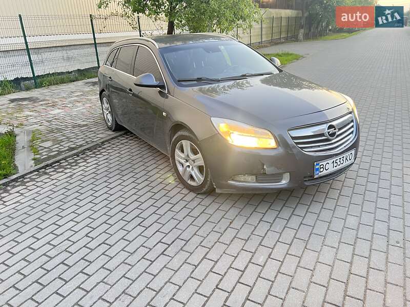 Opel Insignia 2010
