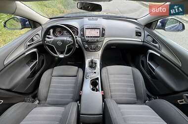 Седан Opel Insignia 2014 в 