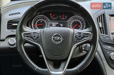 Седан Opel Insignia 2014 в 
